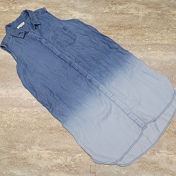 BEACH LUNCH LOUNGE WOMENS SLEEVELESS BUTTON UP GETTING OFF THE BEACH SHIP SZ M - Picture 1 of 5